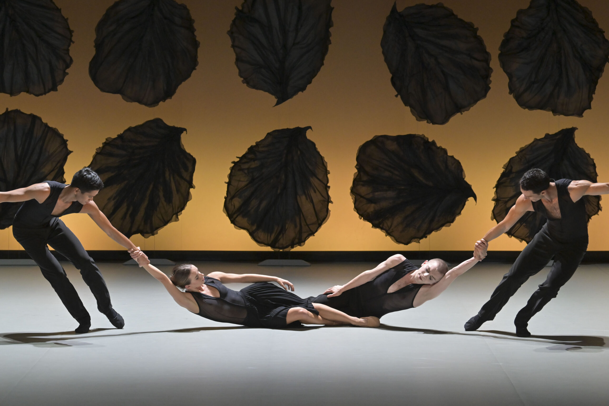 Loan Frantz, Giuditta Banchetti, Higo Layer, Mickael Conte - Les-Saisons. Photo credit: Olivier Houeix