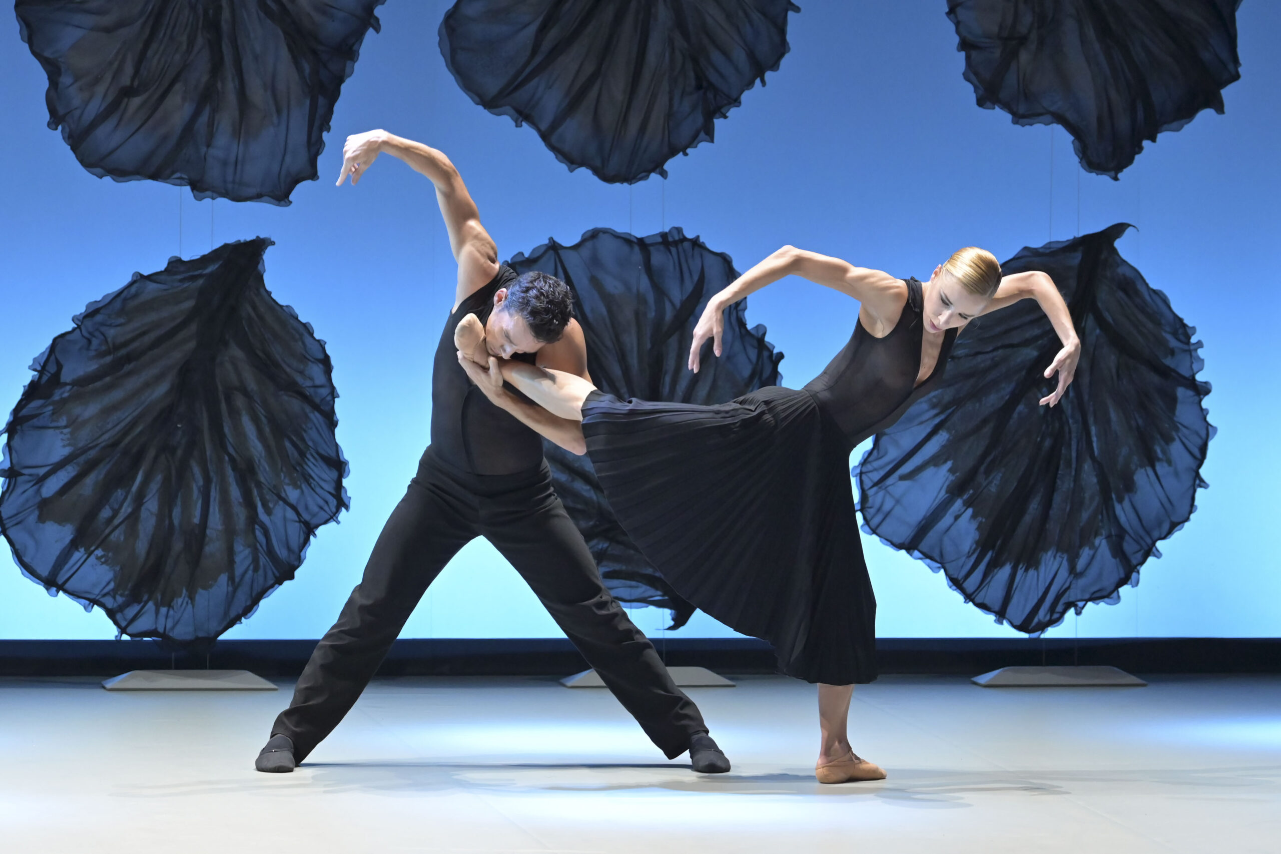 Mickael Conte et Claire Lonchampt - Les Saisons. Photo credit: Olivier Houeix