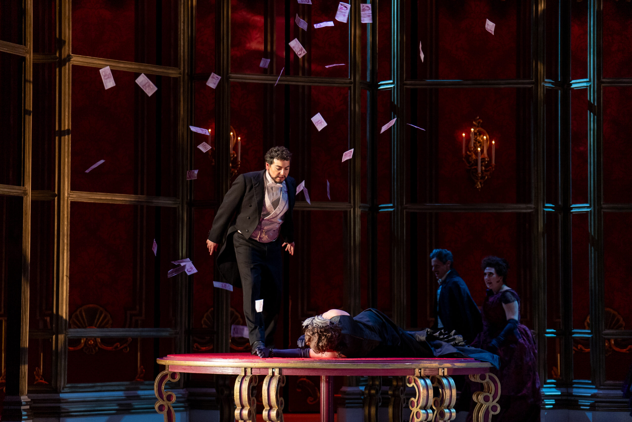 Tenor Galeano Salas and soprano Emily Pogorelc as Alfredo and Violetta in Detroit Opera’s La traviata, directed by Francesca Zambello and conducted by Roberto Kalb, October 19, 25, and 27 2024. Photo by Austin Richey / Detroit Opera